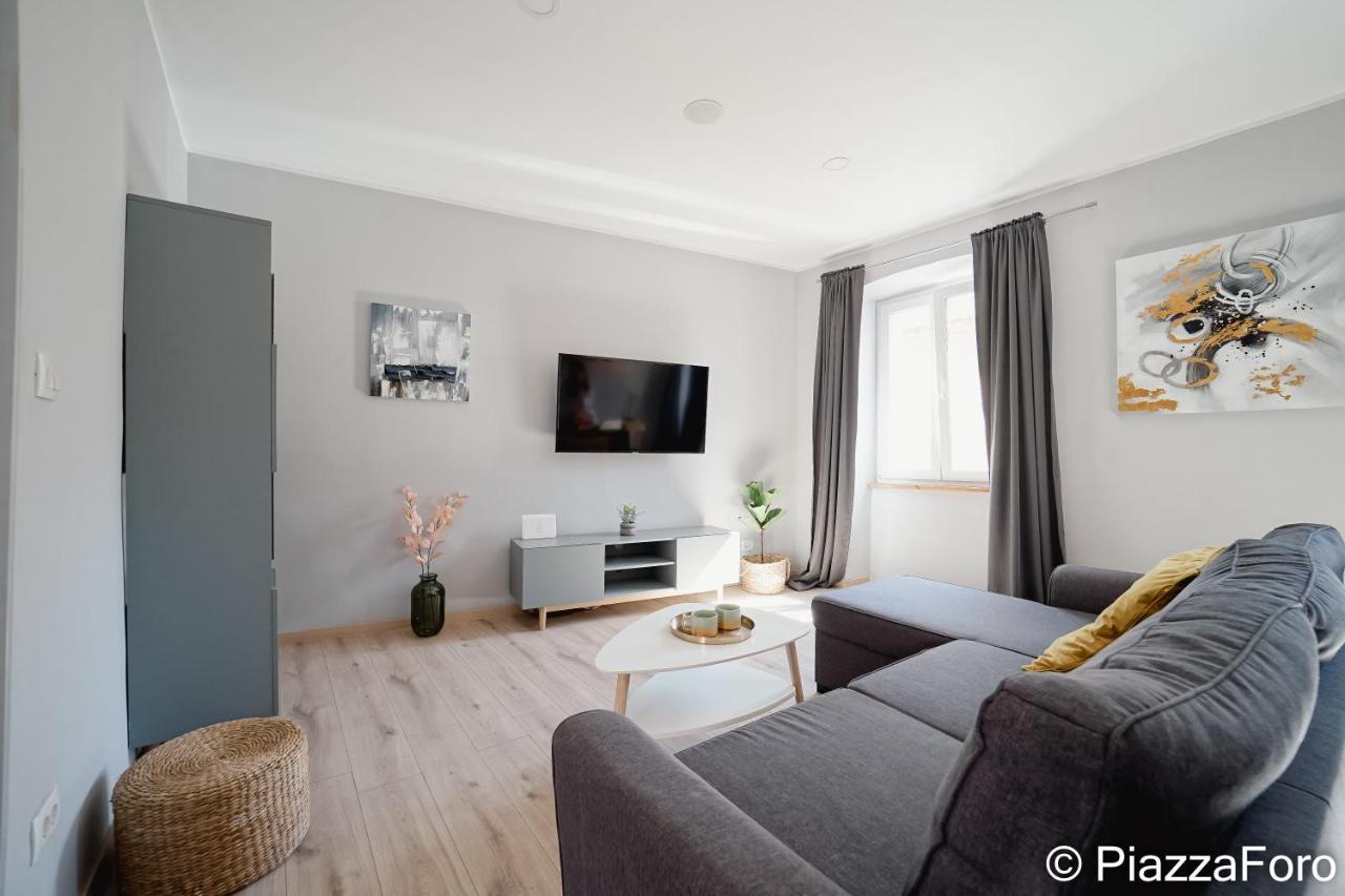 Piazza Foro With Free Parking Apartment Pula Luaran gambar